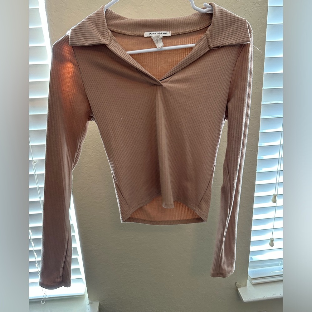 Cropped Long Sleeve Collard Shirt